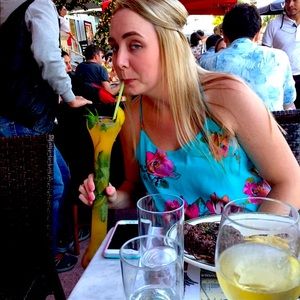 Meet your Posher, Kelli